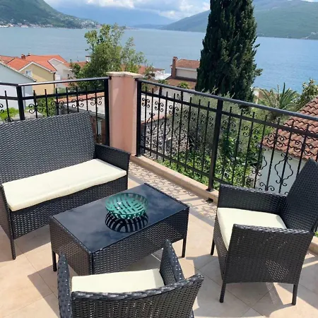 Monteview Loft Apartment Herceg Novi Exterior photo